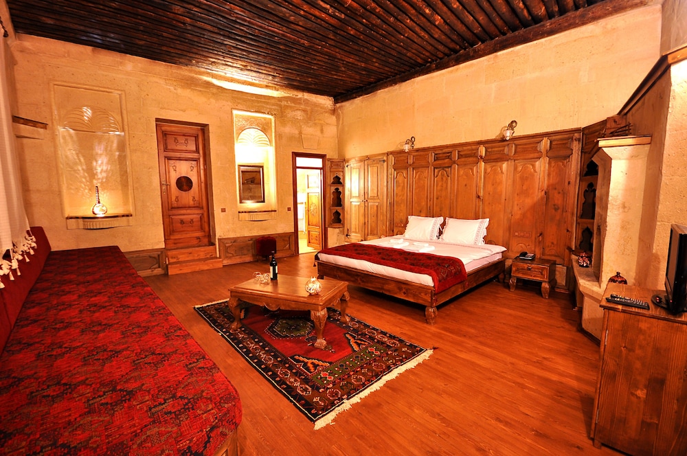 has cave konak