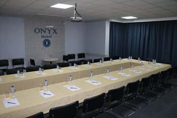 Onyx Hotel,Selektsionnoye>>Bishkek,4 star