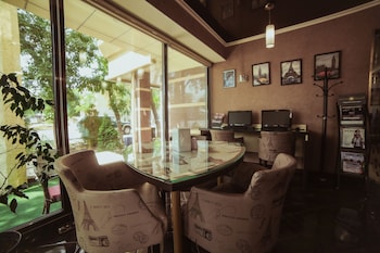 Onyx Hotel,Selektsionnoye>>Bishkek,4 star