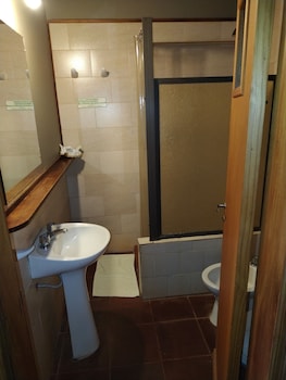 hotel cabanas del parque