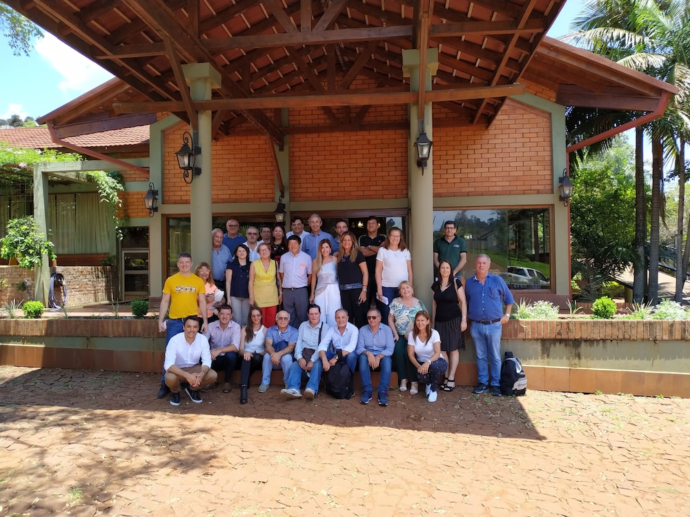 hotel cabanas del parque