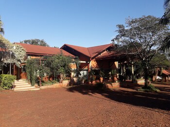 hotel cabanas del parque