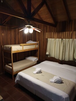 hotel cabanas del parque