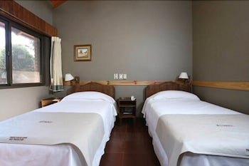 hotel cabanas del parque