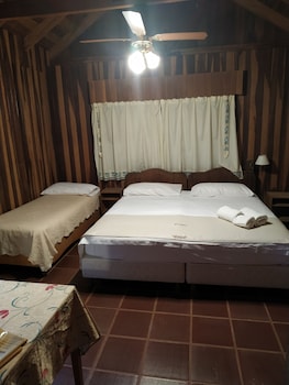 hotel cabanas del parque