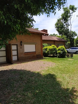 hotel cabanas del parque