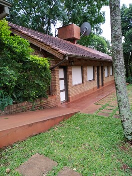 hotel cabanas del parque