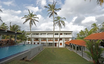 the beach boutique hotel