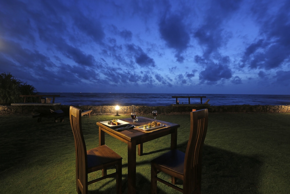 the beach boutique hotel