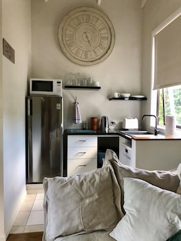 le chalet waiheke apartments