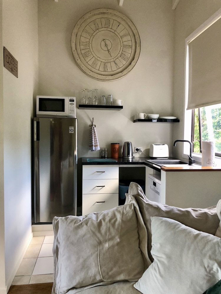 le chalet waiheke apartments