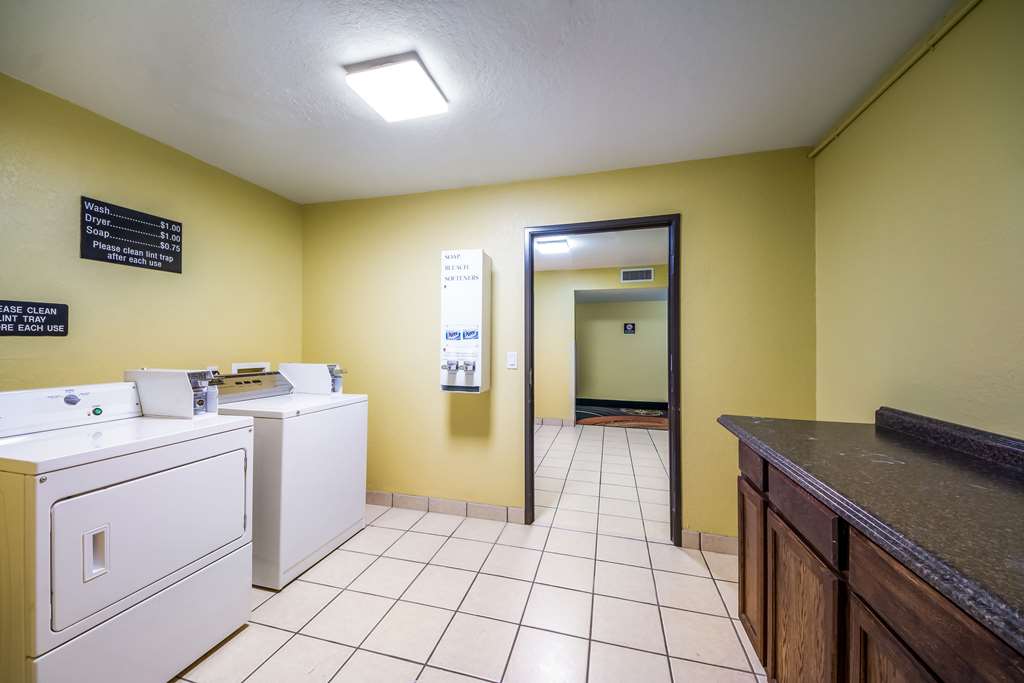 quality suites san antonio