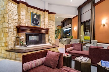 The Emily Morgan San Antonio - A Doubletree By Hilton,Downtown San Antonio>>Bexar County,4 star