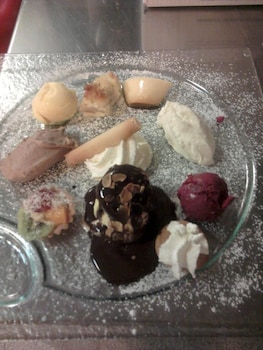 Hostellerie De L'etoile,,2 star