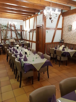 Hostellerie De L'etoile,,2 star