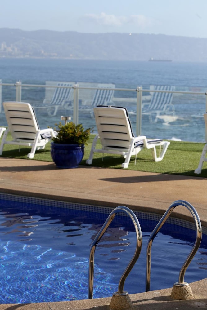 mr mar suites