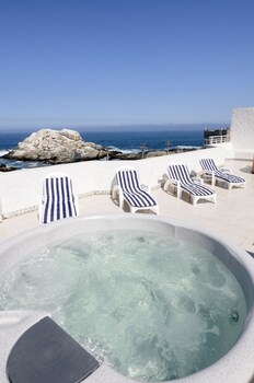mr mar suites