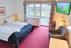 r nnes hotel
