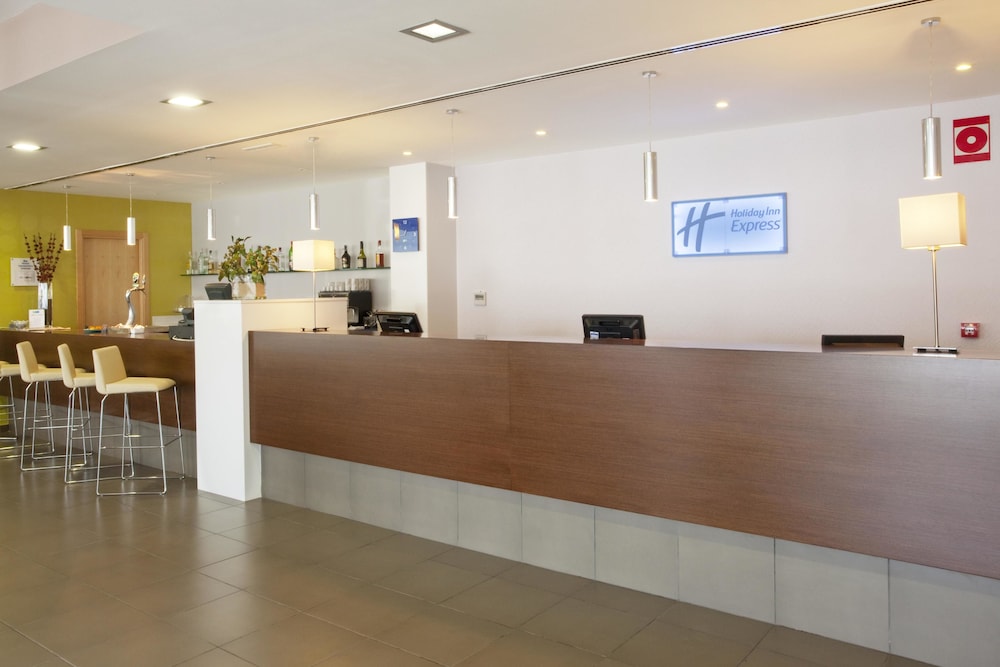 holiday inn express vitoria by ihg