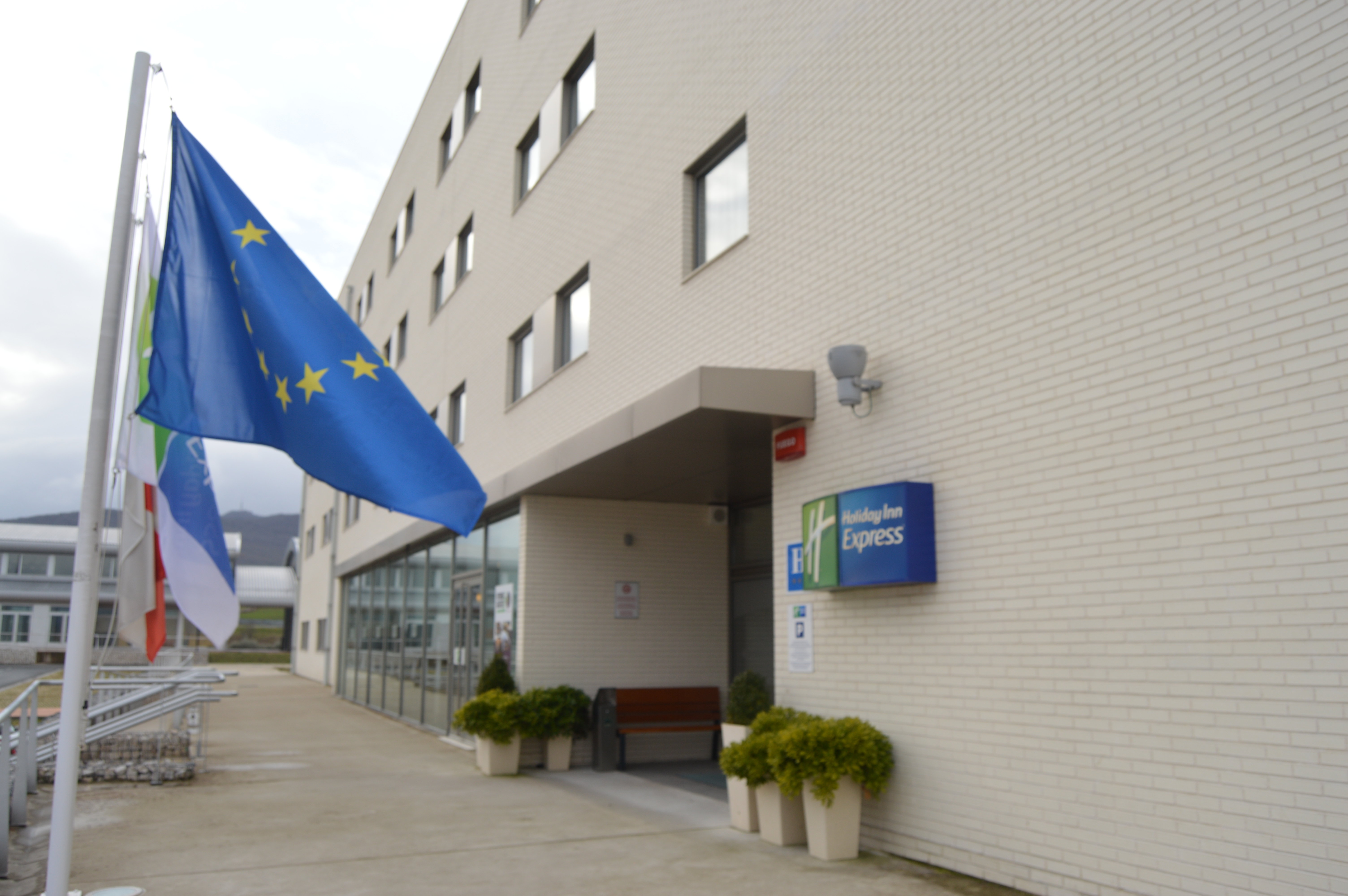 holiday inn express vitoria by ihg