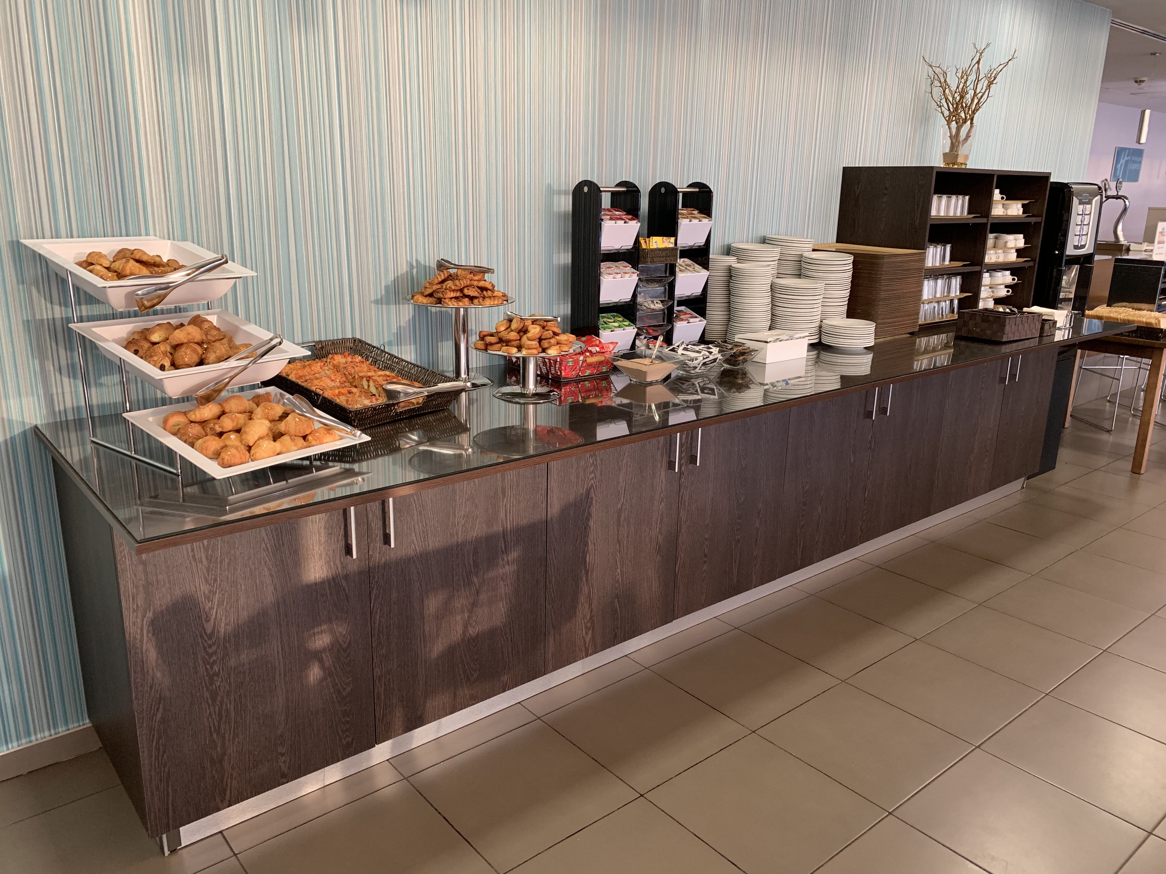 holiday inn express vitoria by ihg