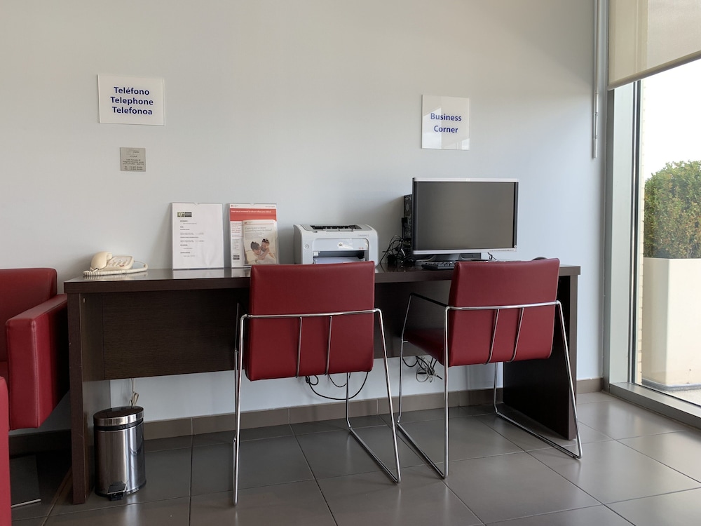 holiday inn express vitoria by ihg