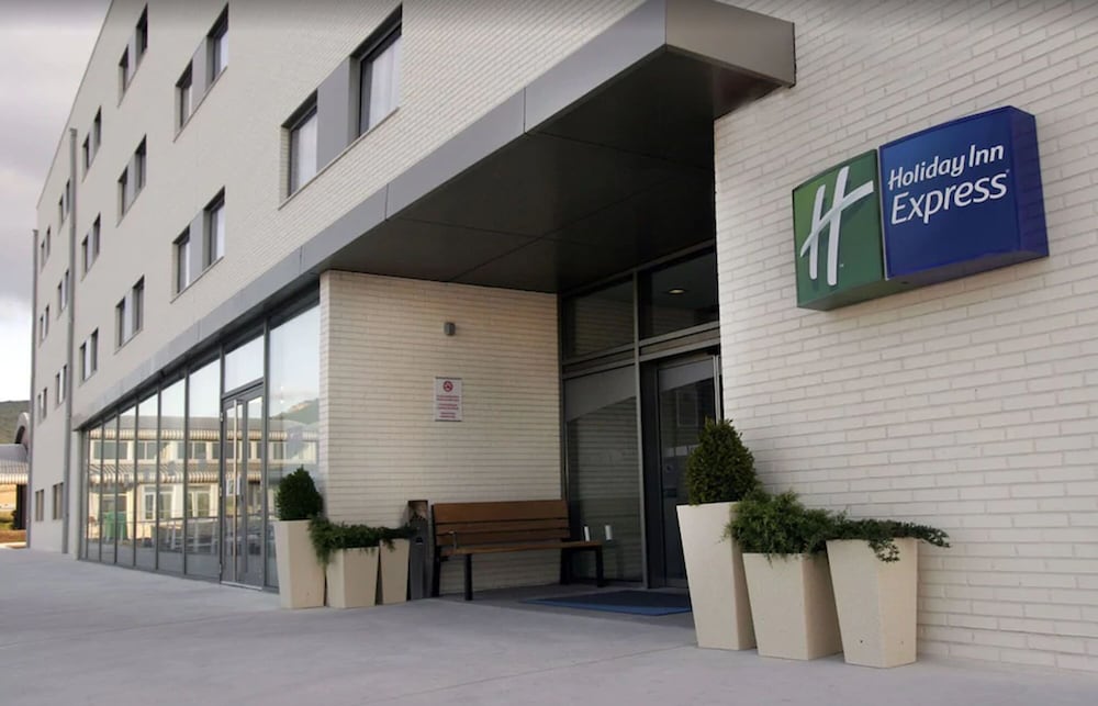 holiday inn express vitoria by ihg