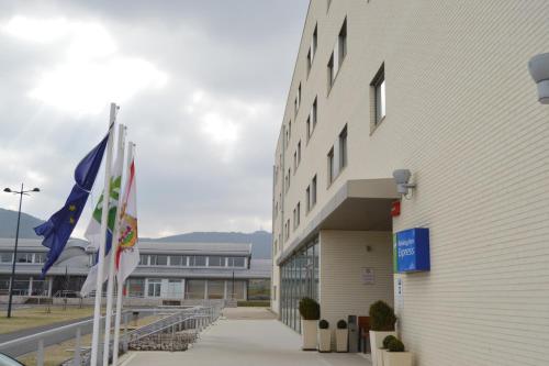 holiday inn express vitoria by ihg