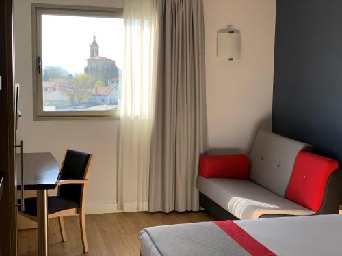 holiday inn express vitoria by ihg