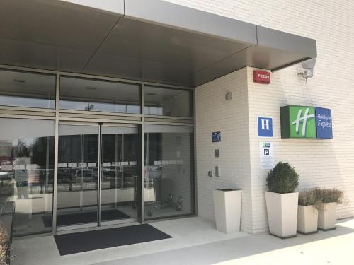 holiday inn express vitoria by ihg