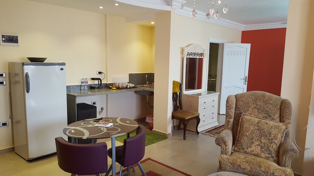 alexander the great hotel alexotel