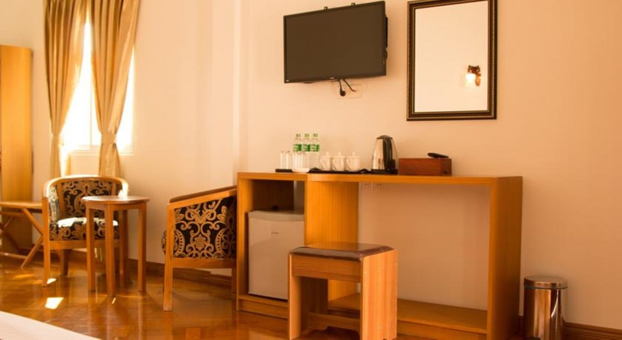 kanbawza hinthar hotel