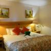 Shamrock Arms Guest Lodge,Emgwenya>>Belfast,4 star