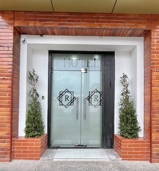Hotel-Img