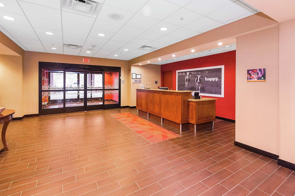 hampton inn waynesburg