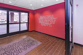 hampton inn waynesburg