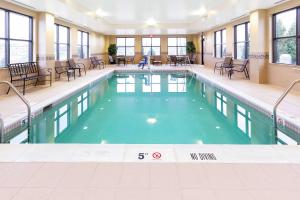 hampton inn waynesburg
