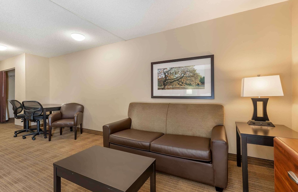 extended stay america suites des moines west des moines