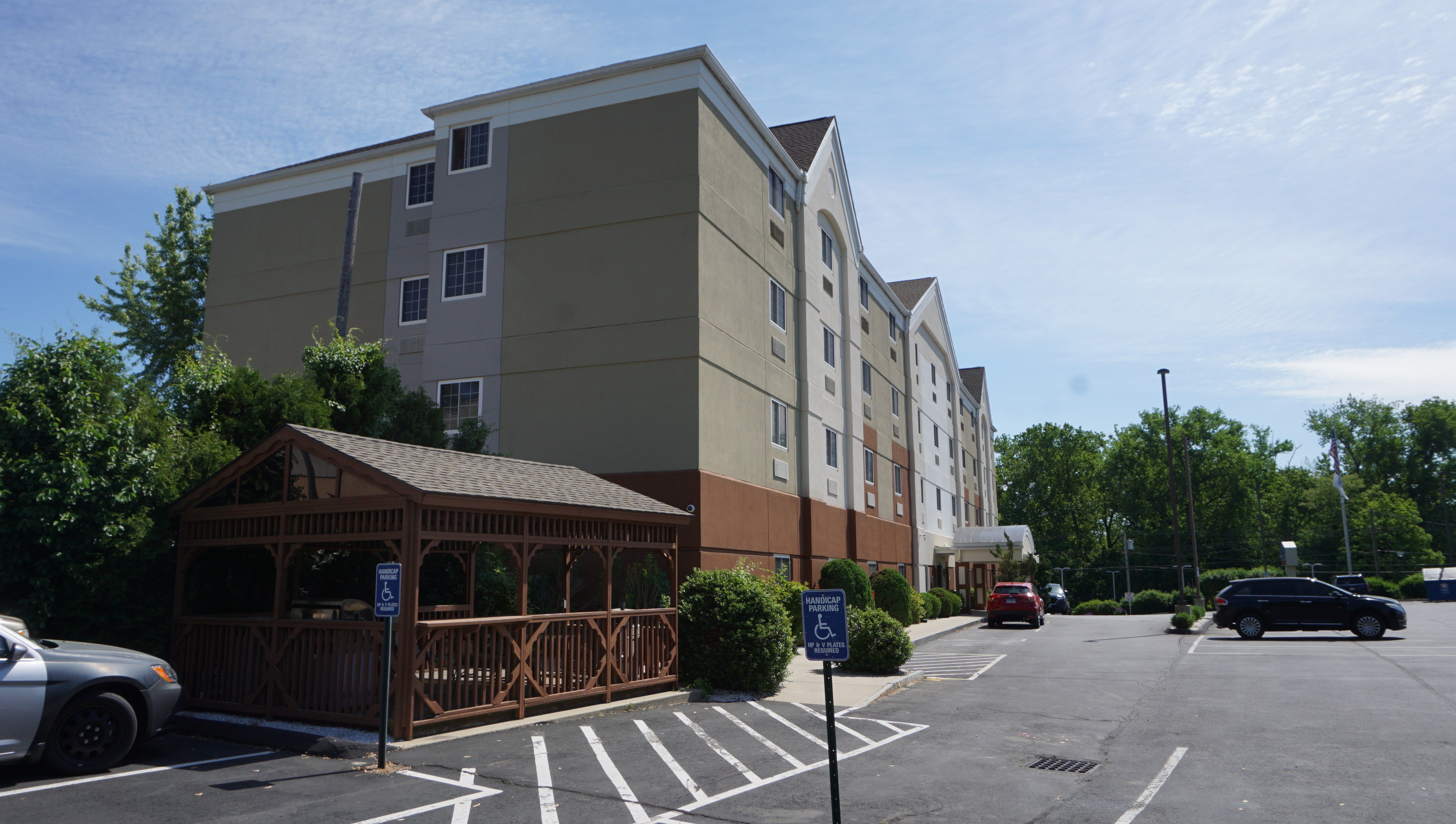 candlewood suites west springfield by ihg