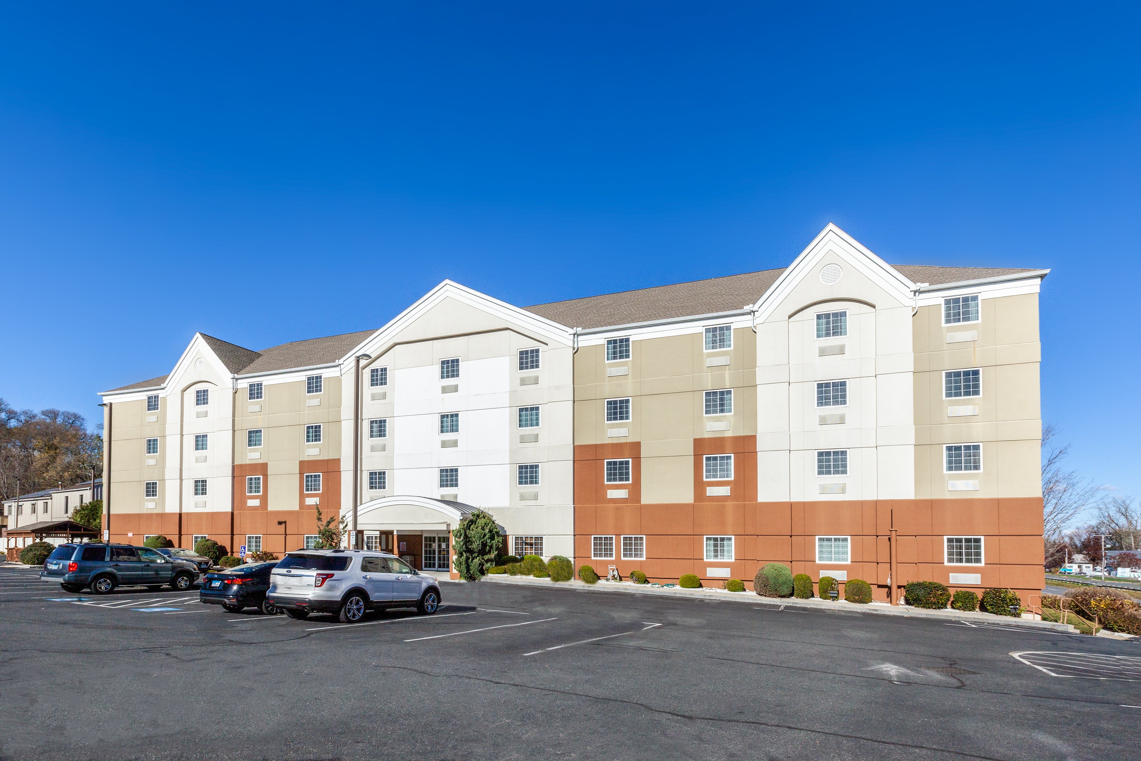 candlewood suites west springfield by ihg