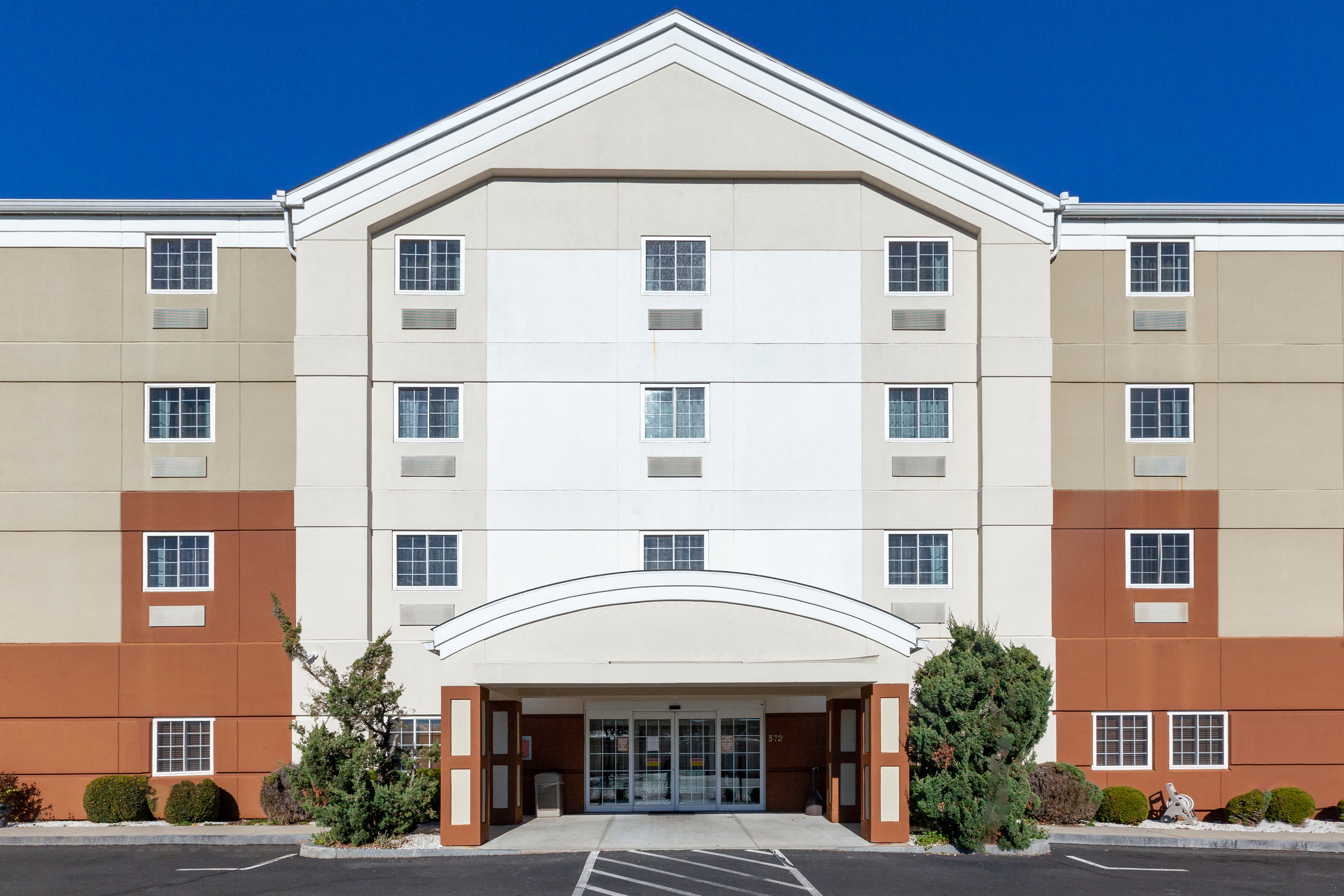 candlewood suites west springfield by ihg