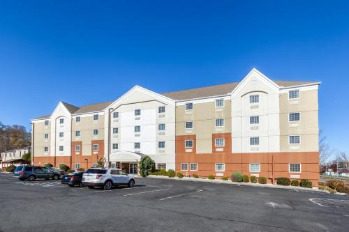 candlewood suites west springfield by ihg