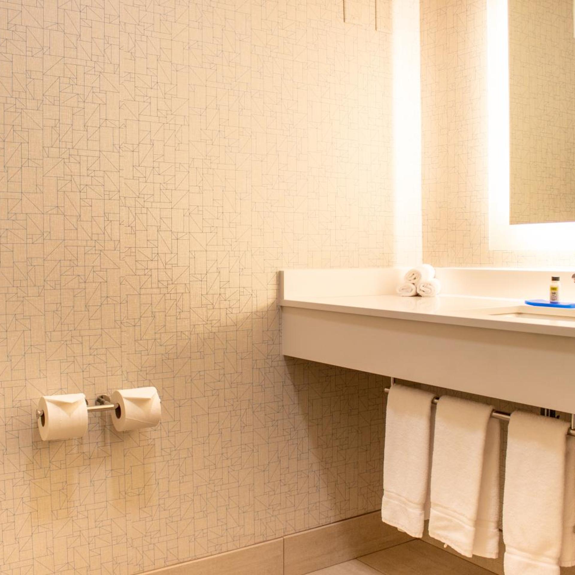 holiday inn express hotel and suites wausau by ihg