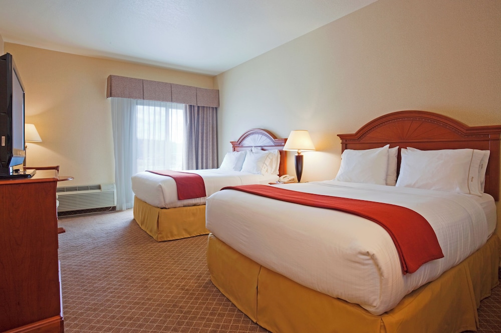 holiday inn express hotel and suites wausau by ihg
