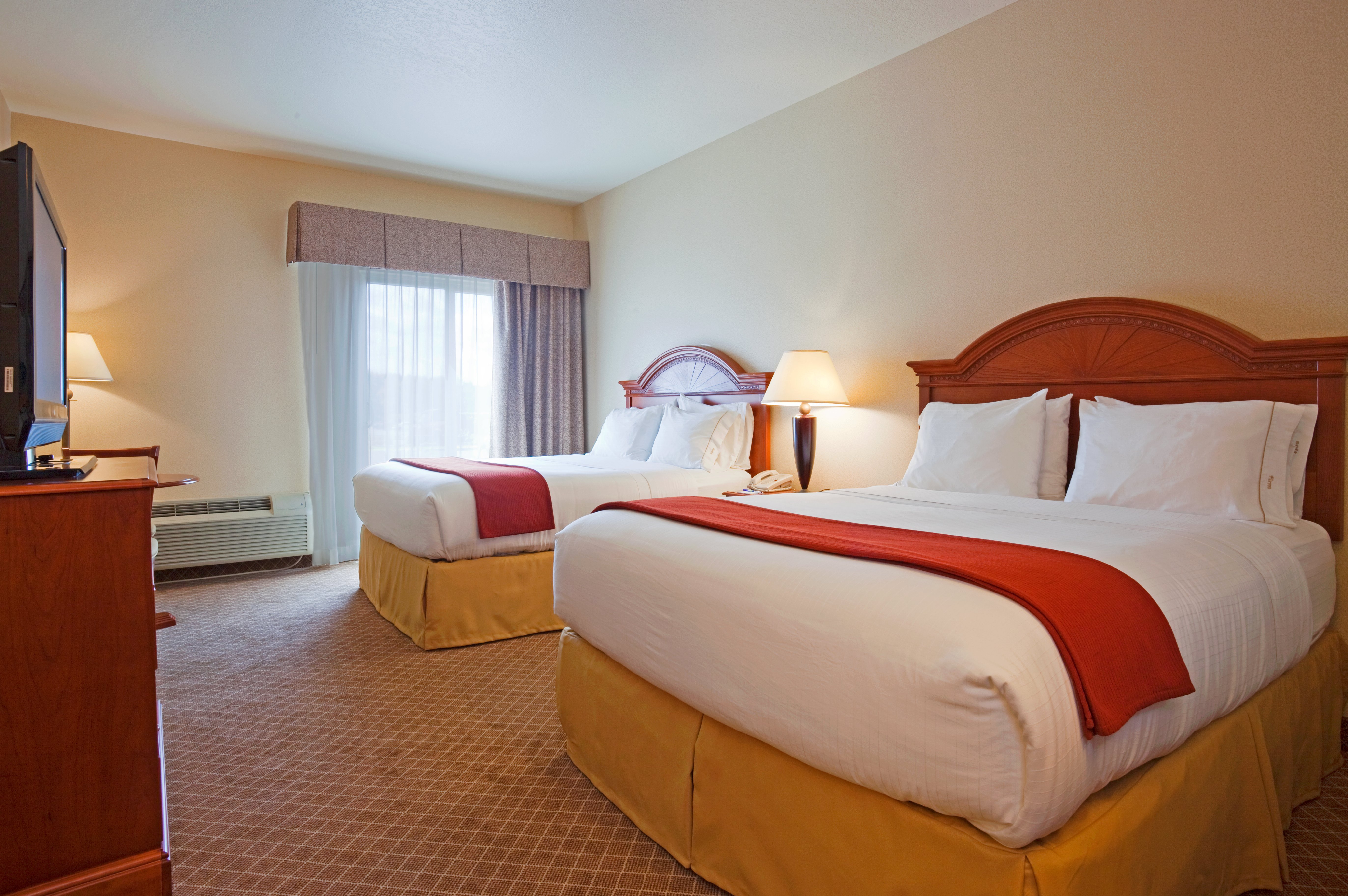 holiday inn express hotel and suites wausau by ihg