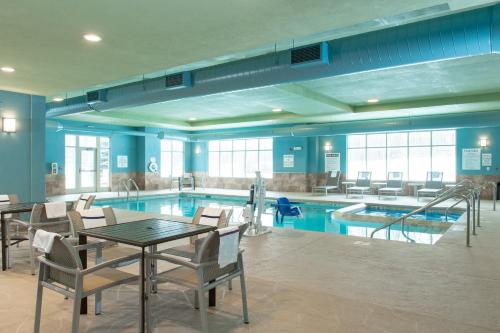 holiday inn express hotel and suites wausau by ihg