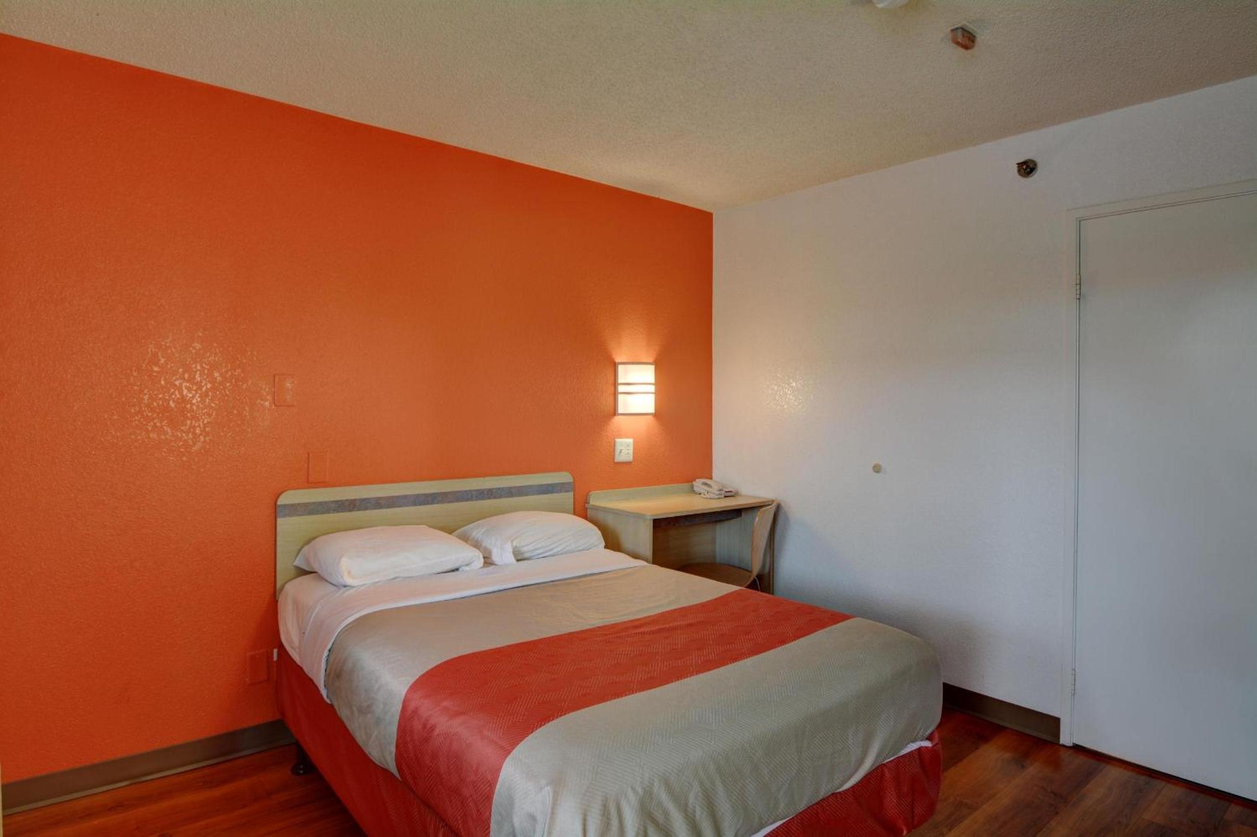 motel 6 wethersfield ct hartford