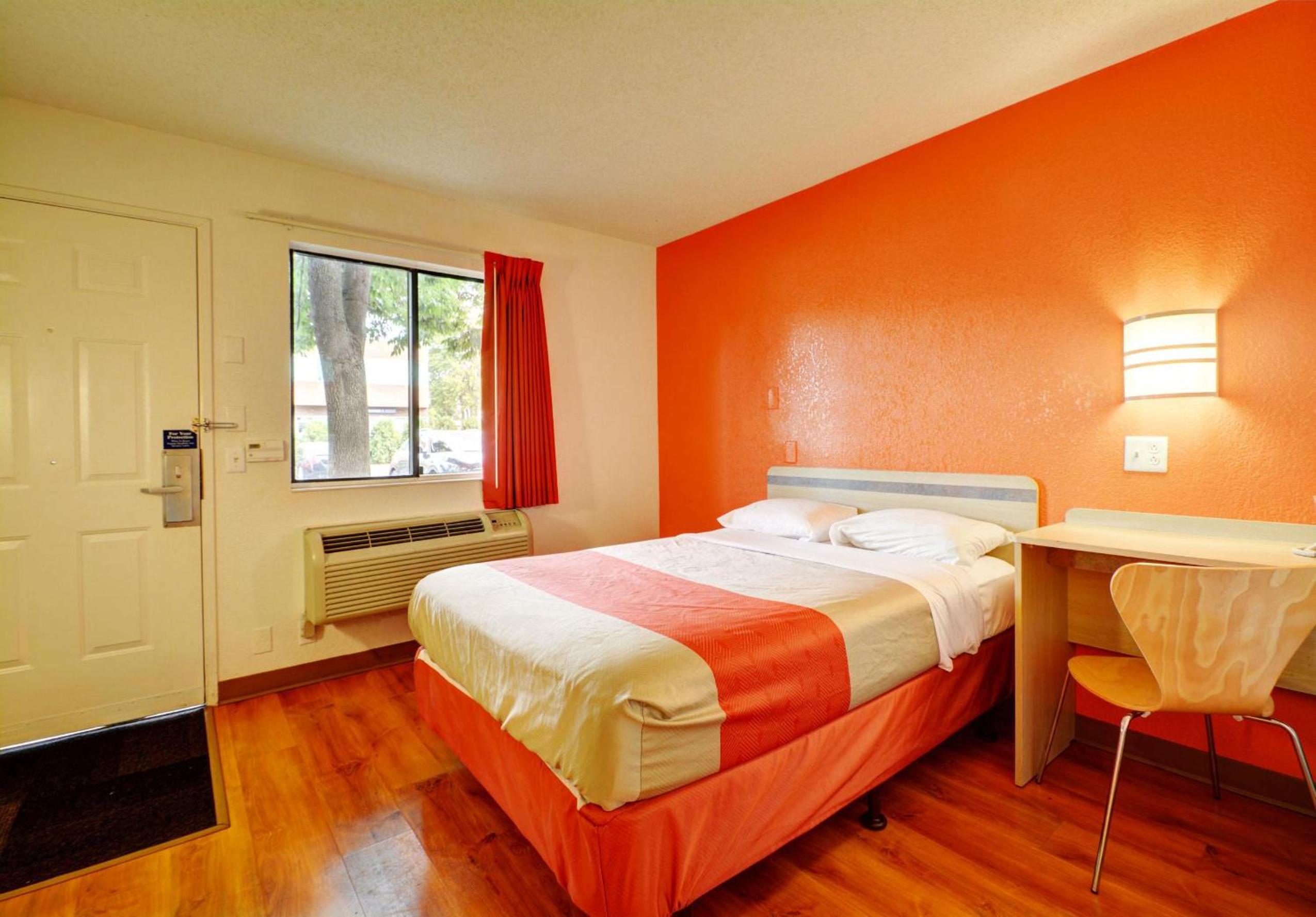 motel 6 wethersfield ct hartford