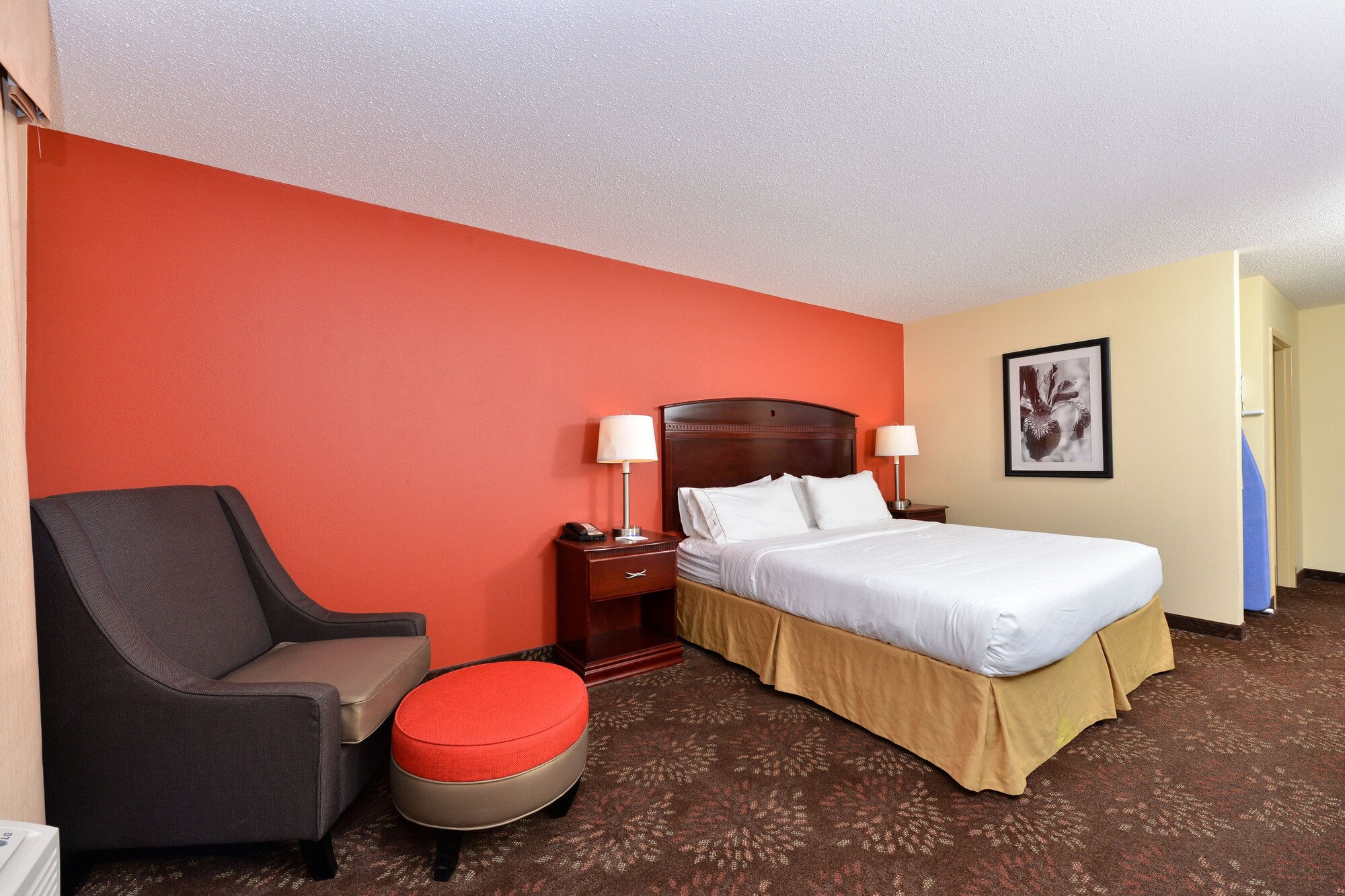 holiday inn express white house by ihg