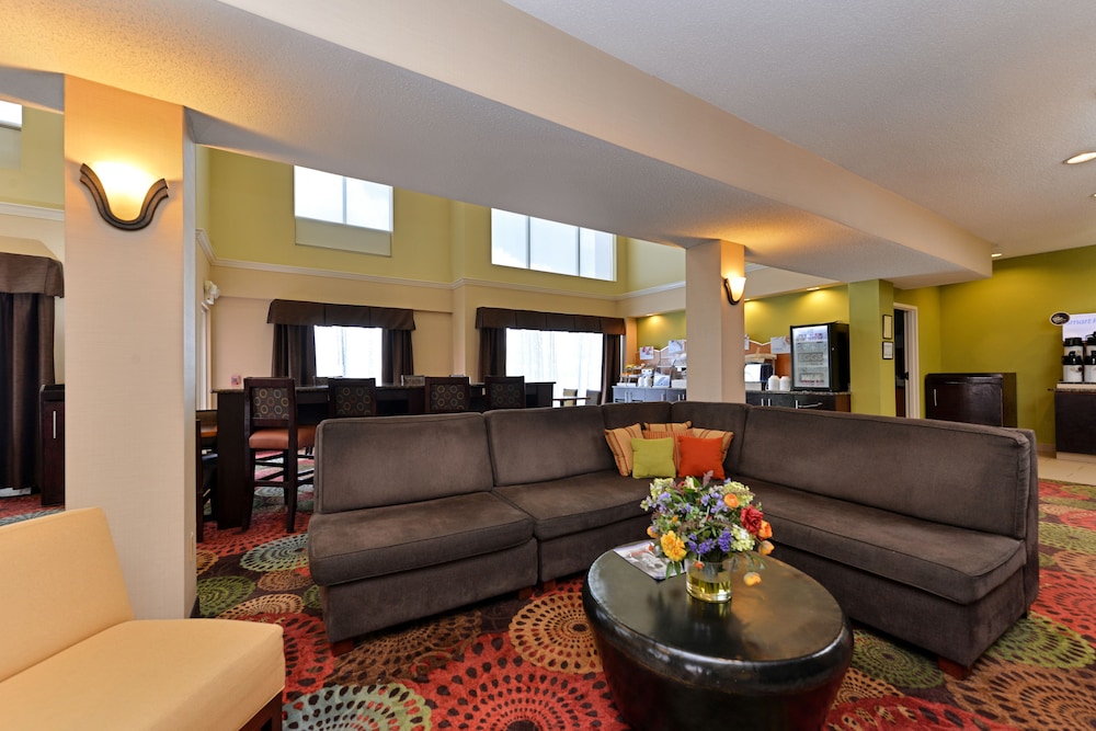 holiday inn express white house by ihg